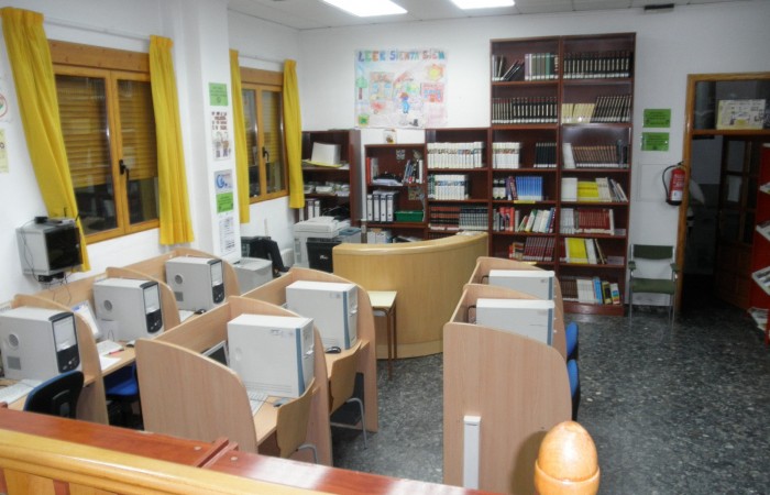 biblioteca 4